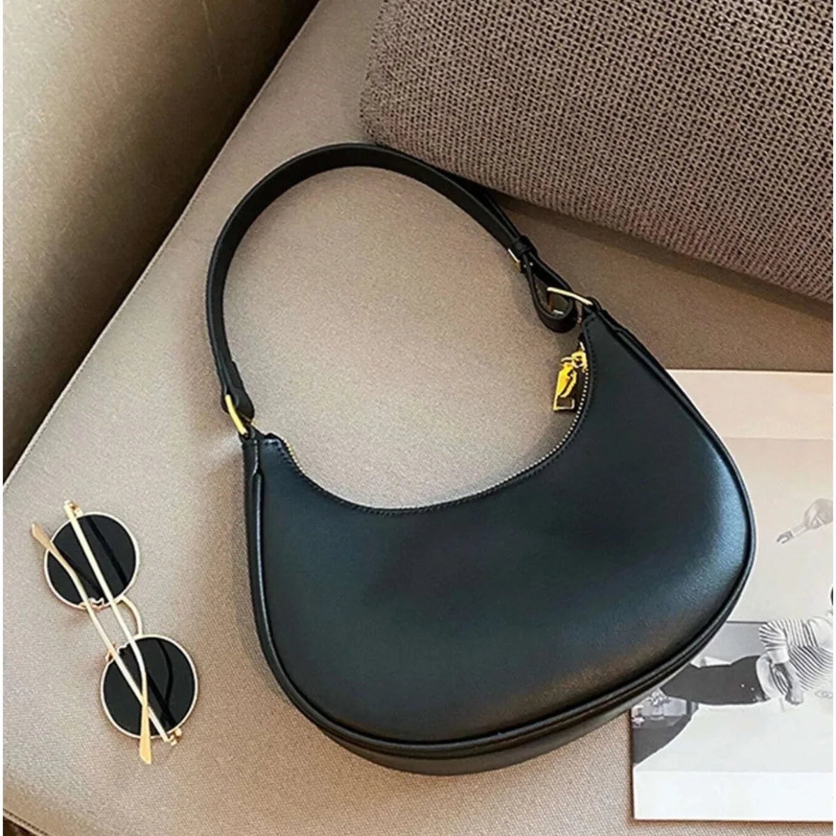 Bolsa Feminina Baguete Meia-Lua com Zíper – Estilosa e Moderna