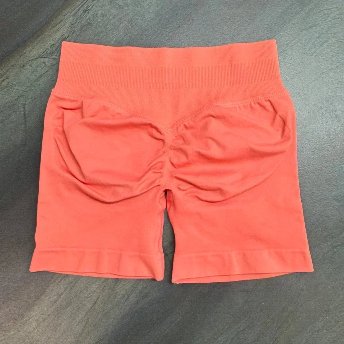Shorts feminino academia liso Bermudinha malhar cintura Alta