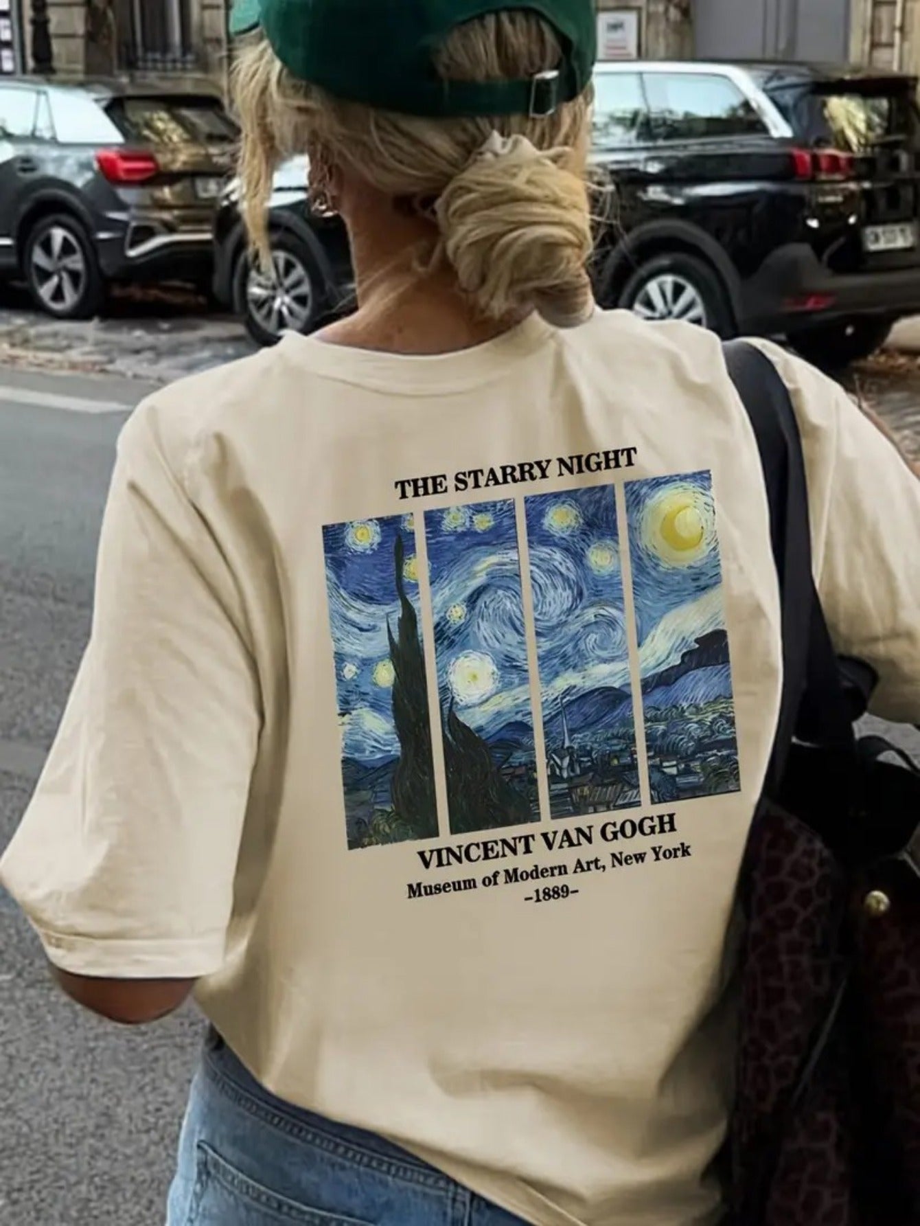 Camiseta Feminina Estampa Van Gogh nas Costas – Estilo Casual, Moderna e Atemporal