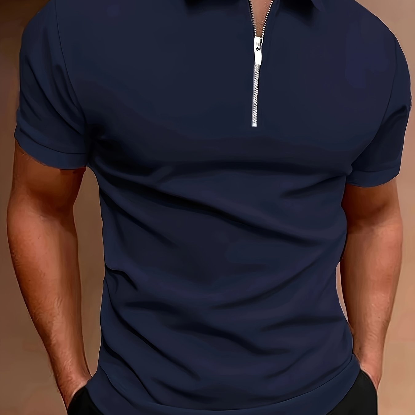 Camiseta Masculina com Meio Zíper – Preta, Leve, Elegante, Perfeita para Verão e Ocasiões Casuais
